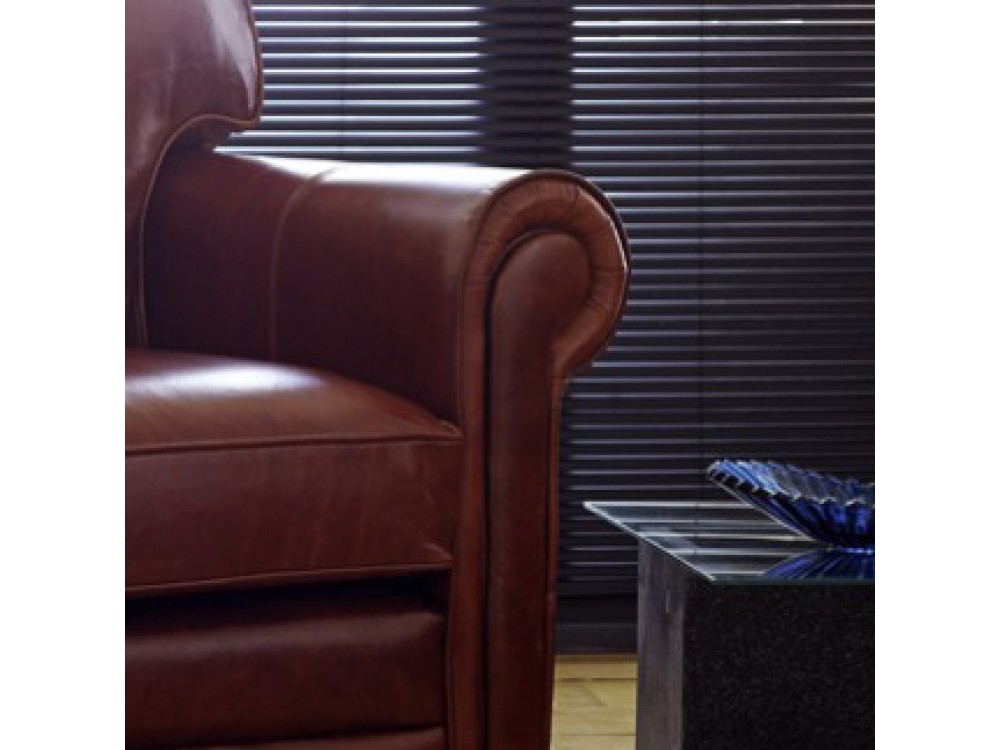 Traditional Leather Sofa The Lincoln from The English Sofa Company