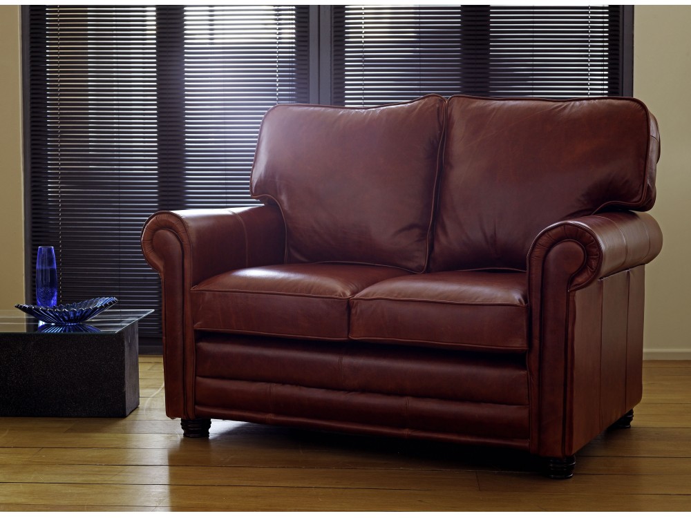 Top Traditional Leather Sofa Bed 1000 x 750
