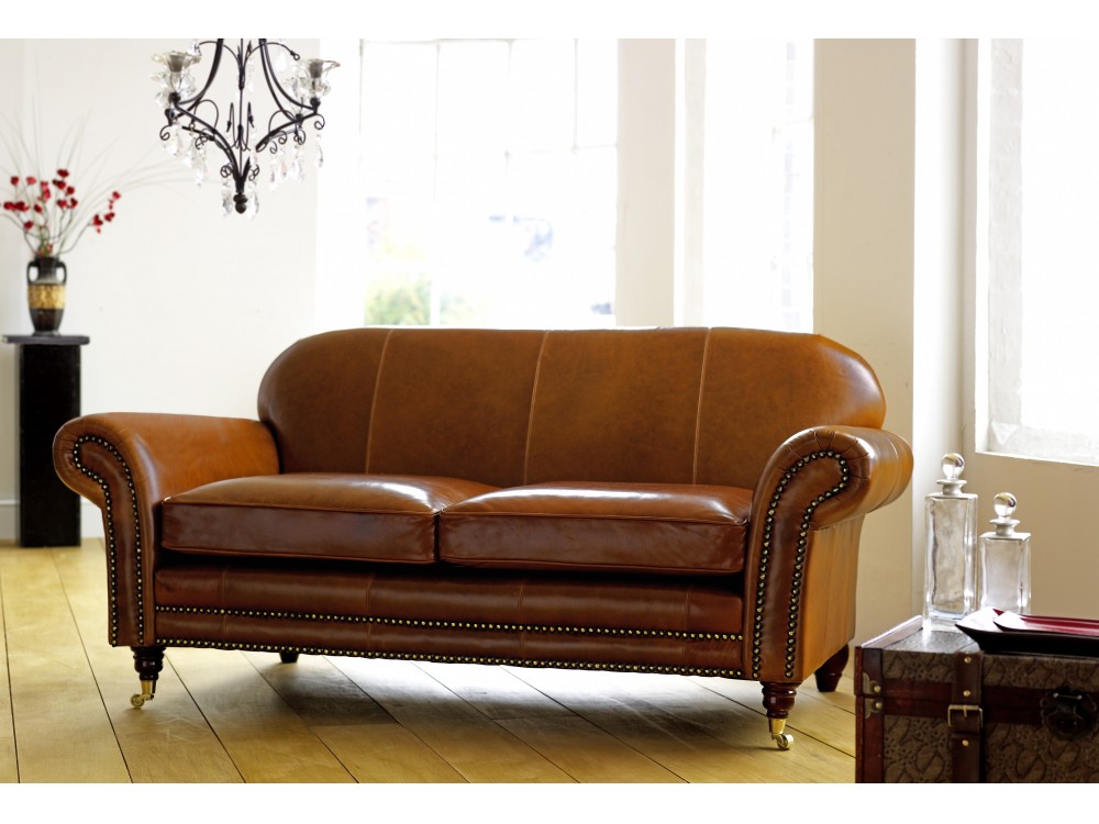 Rochester Vintage Leather Sofa on Legs The English Sofa Company
