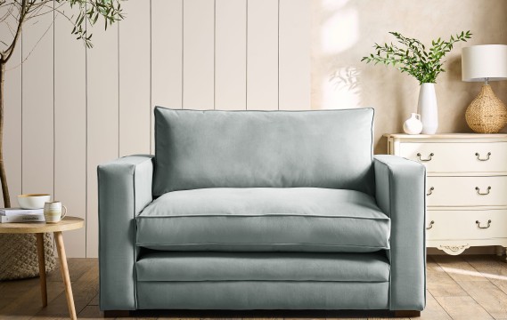 Trafalgar Fabric Loveseat