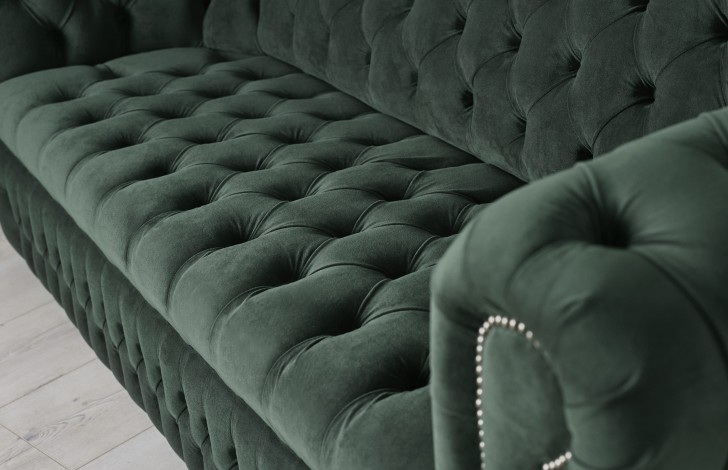 Ludlow Compact Chesterfield Sofa