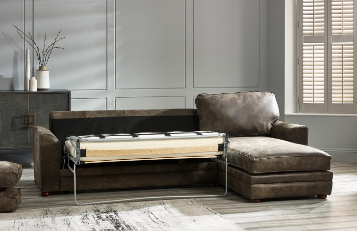 Right hand deals facing sleeper sectional