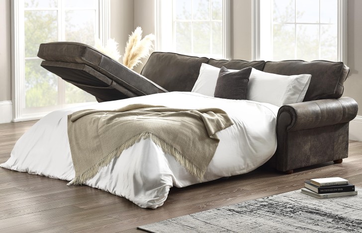 Chaise sectional with pull store out bed