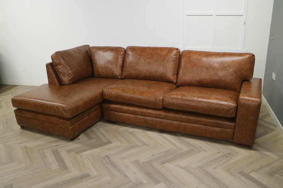 Abbey Leather Corner Chaise - 3.5 x Chaise Sofa - Vintage Tan