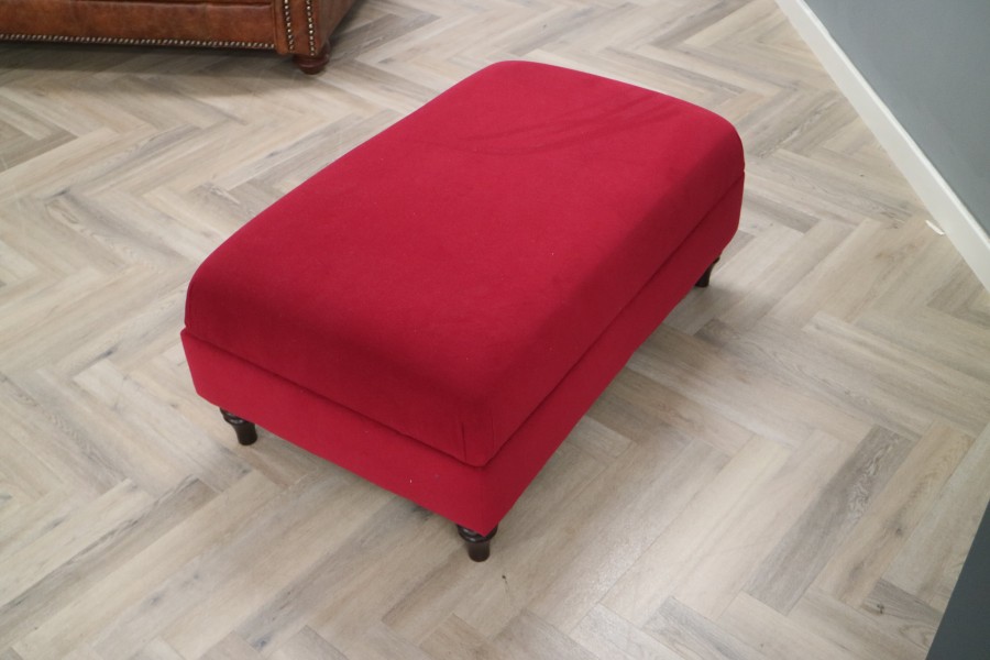 Julian Footstool - Passione Berry