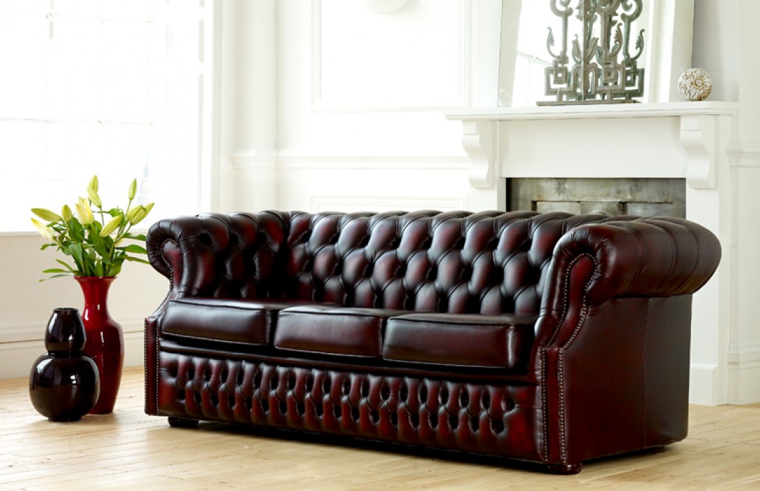 Classic english deals sofa