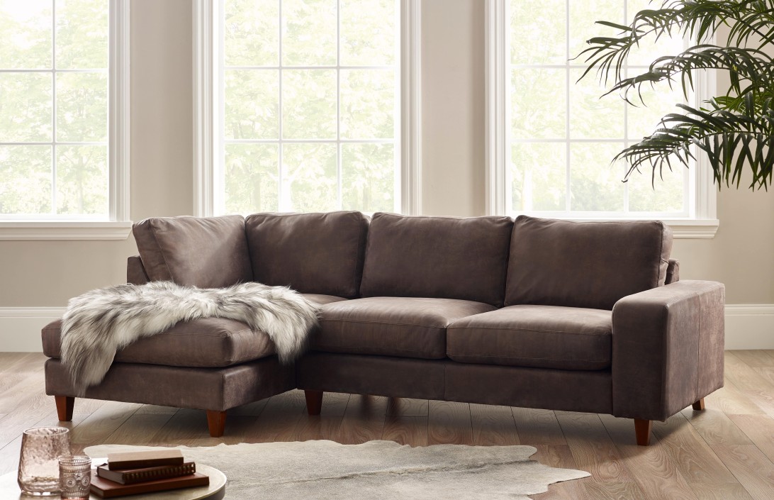 Rustic sectional sofas sales with chaise